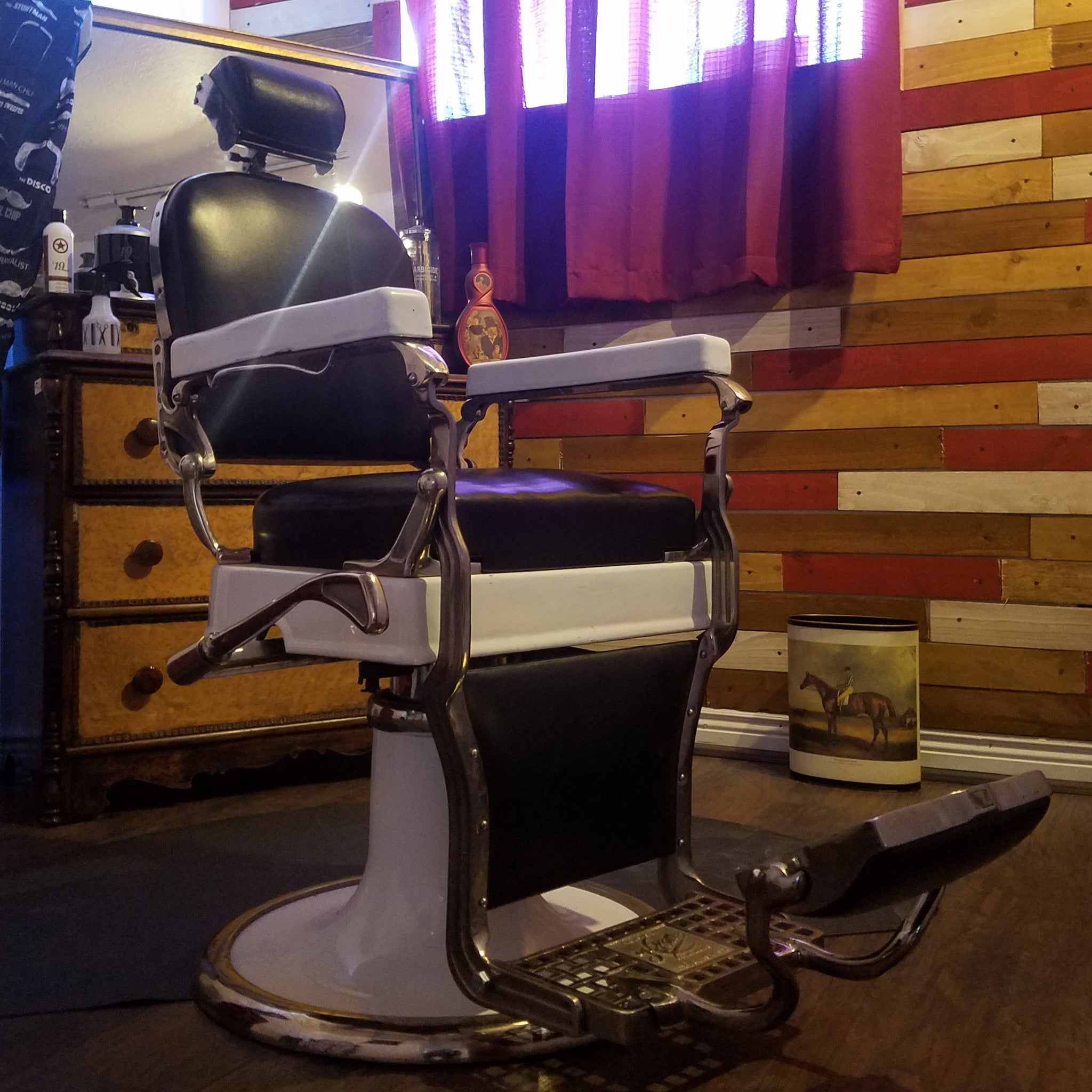 Barbershop, High End, Men, Colorado Springs, Master Barber, Best, Top, Beard, Trim, Haircut, Whiskey, Liquor
